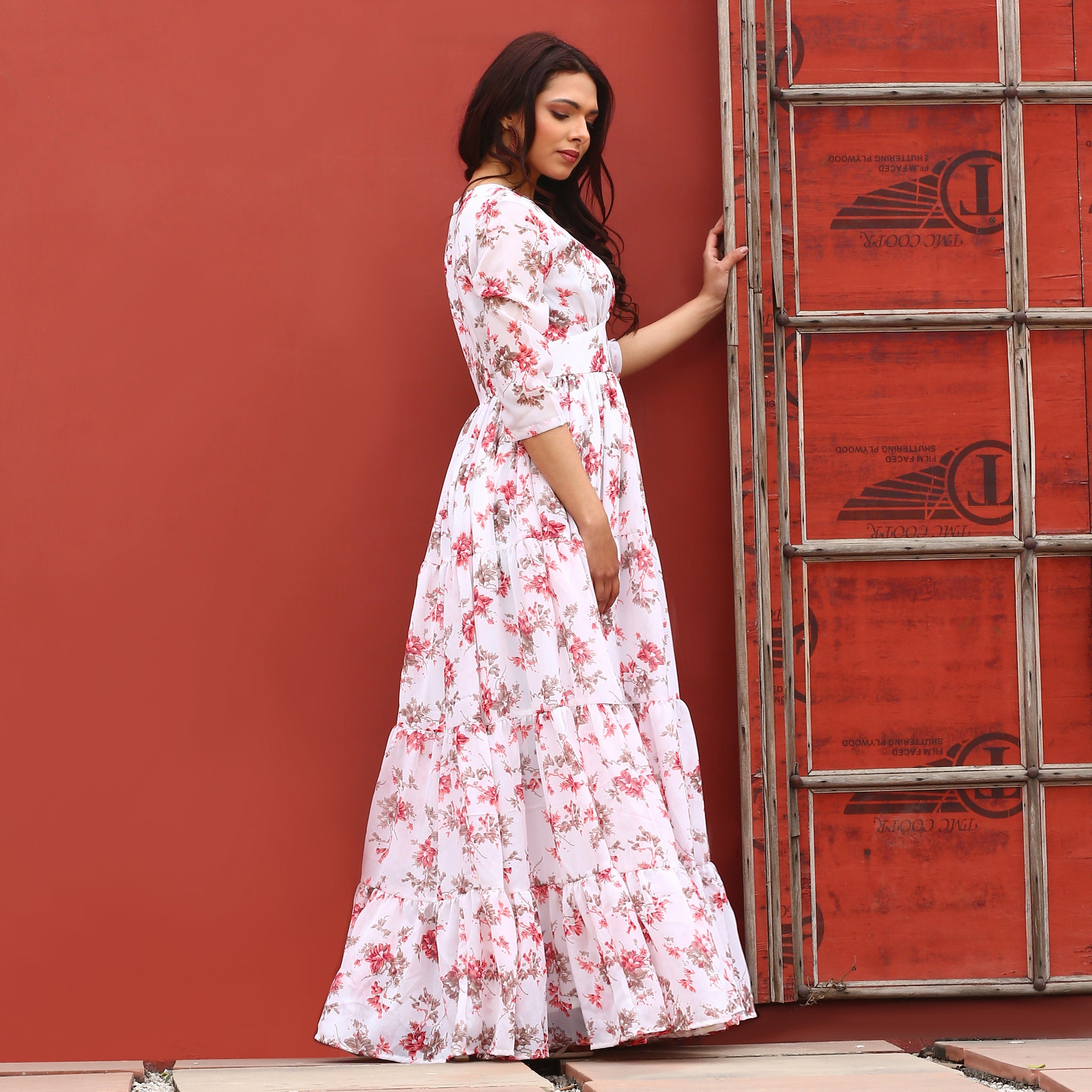 Desirae White Floral Maxi Dress