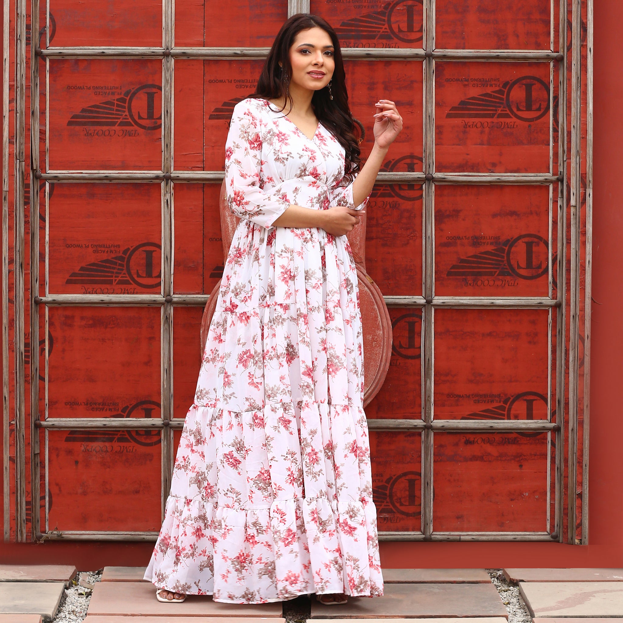 Desirae White Floral Maxi Dress