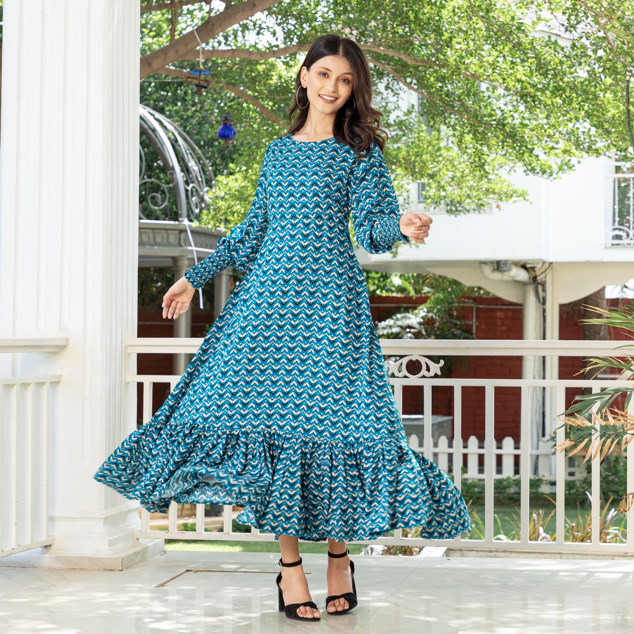 Green Smocked Sleeves Summer Flounce Maxi Dress