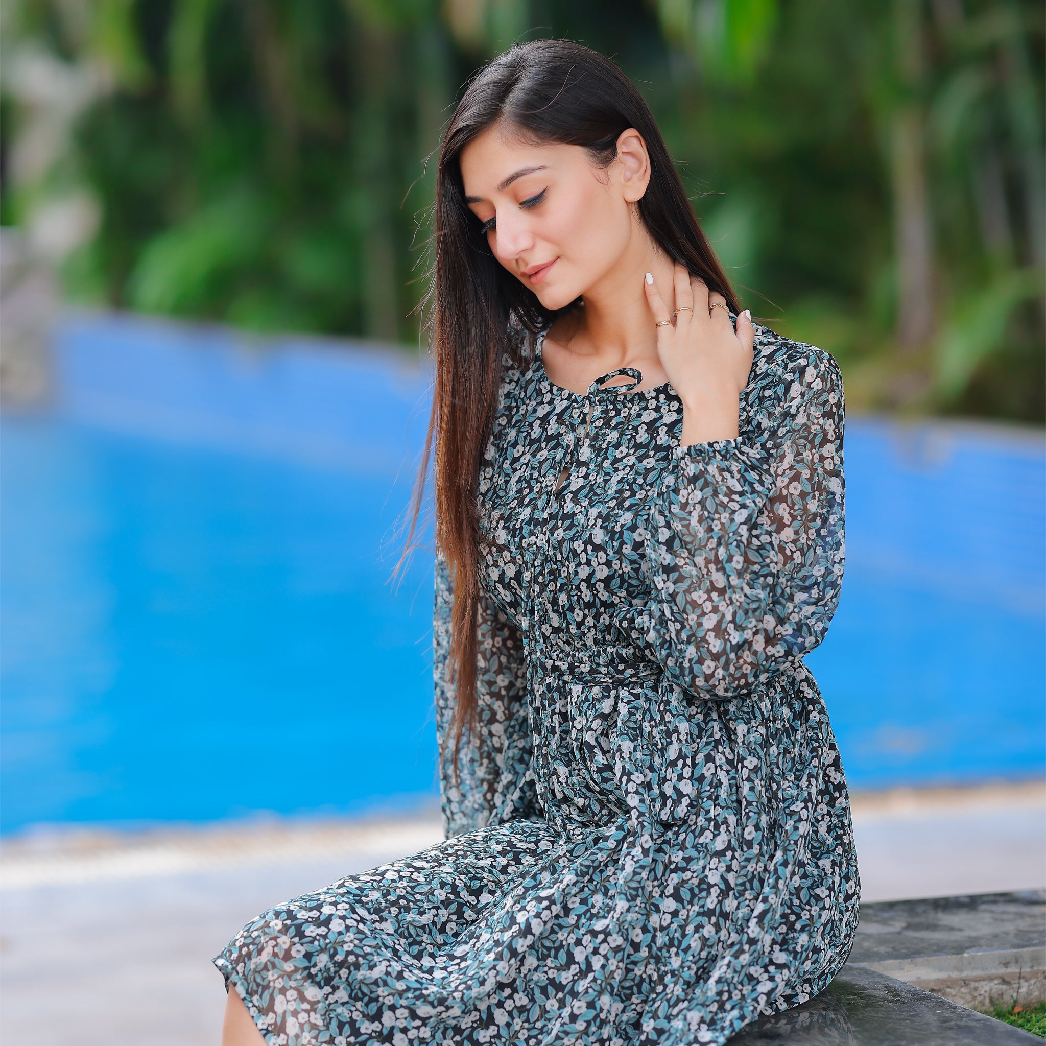 Hendrika Floral Short Dress