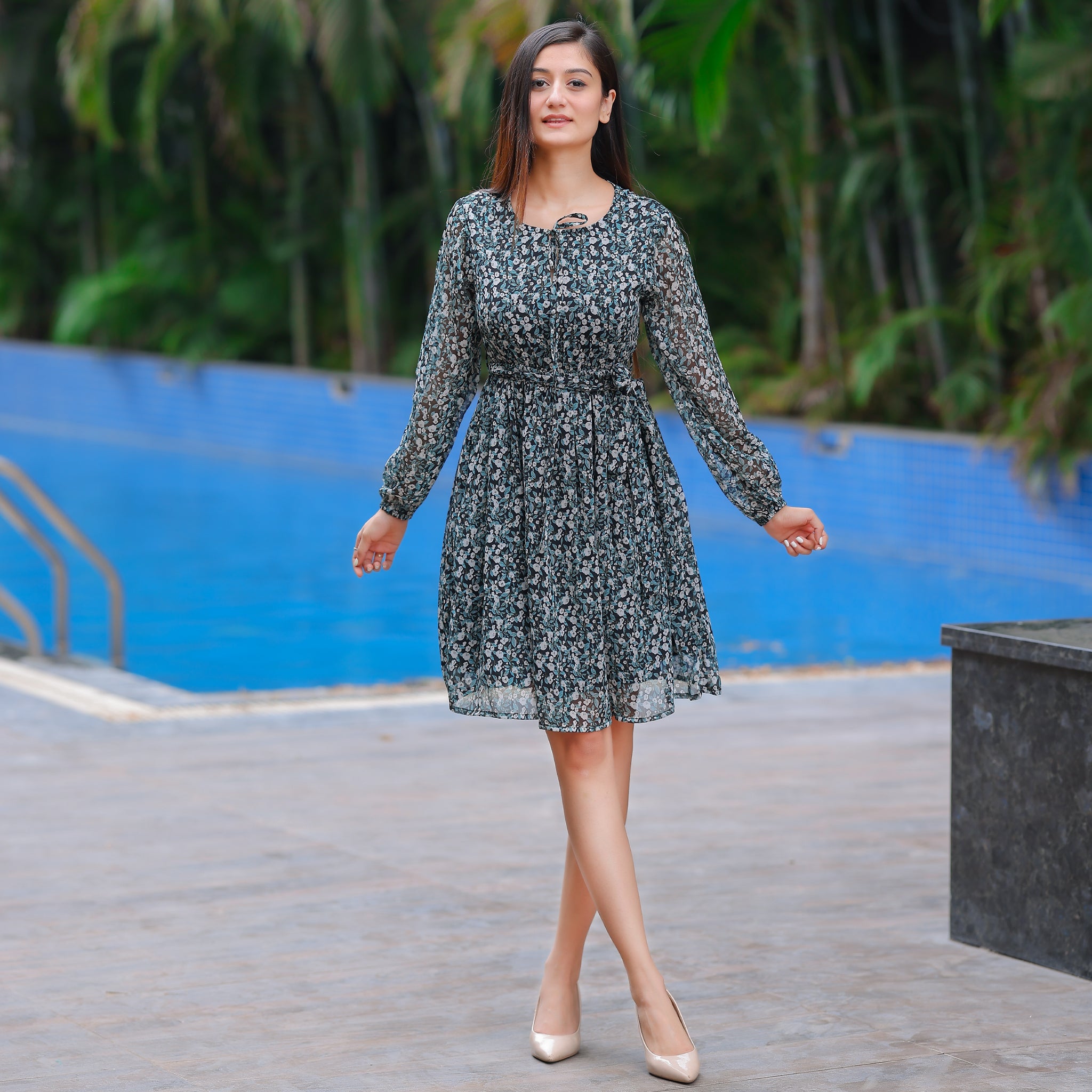 Hendrika Floral Short Dress