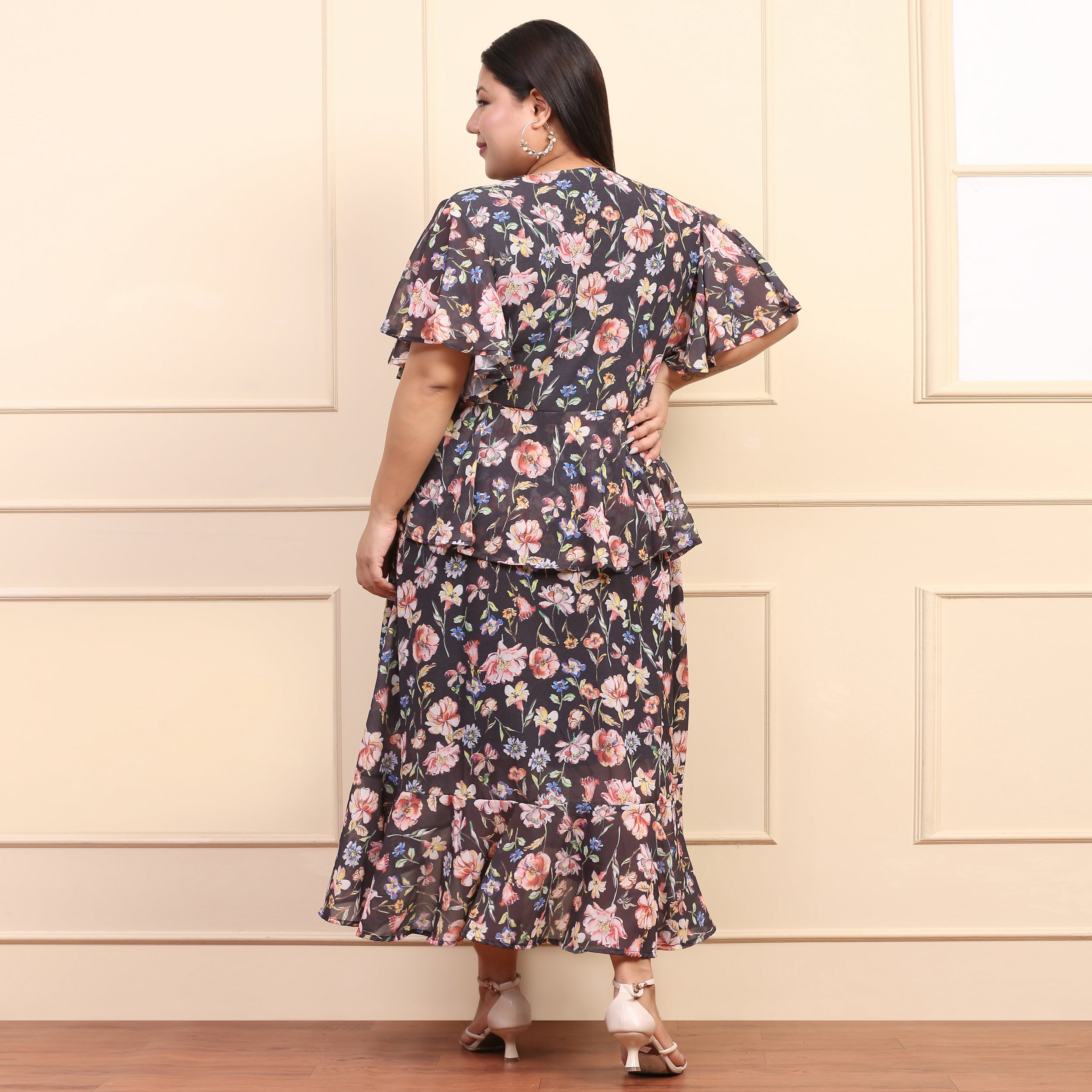 Aster Curve Black Floral Maxi Dress