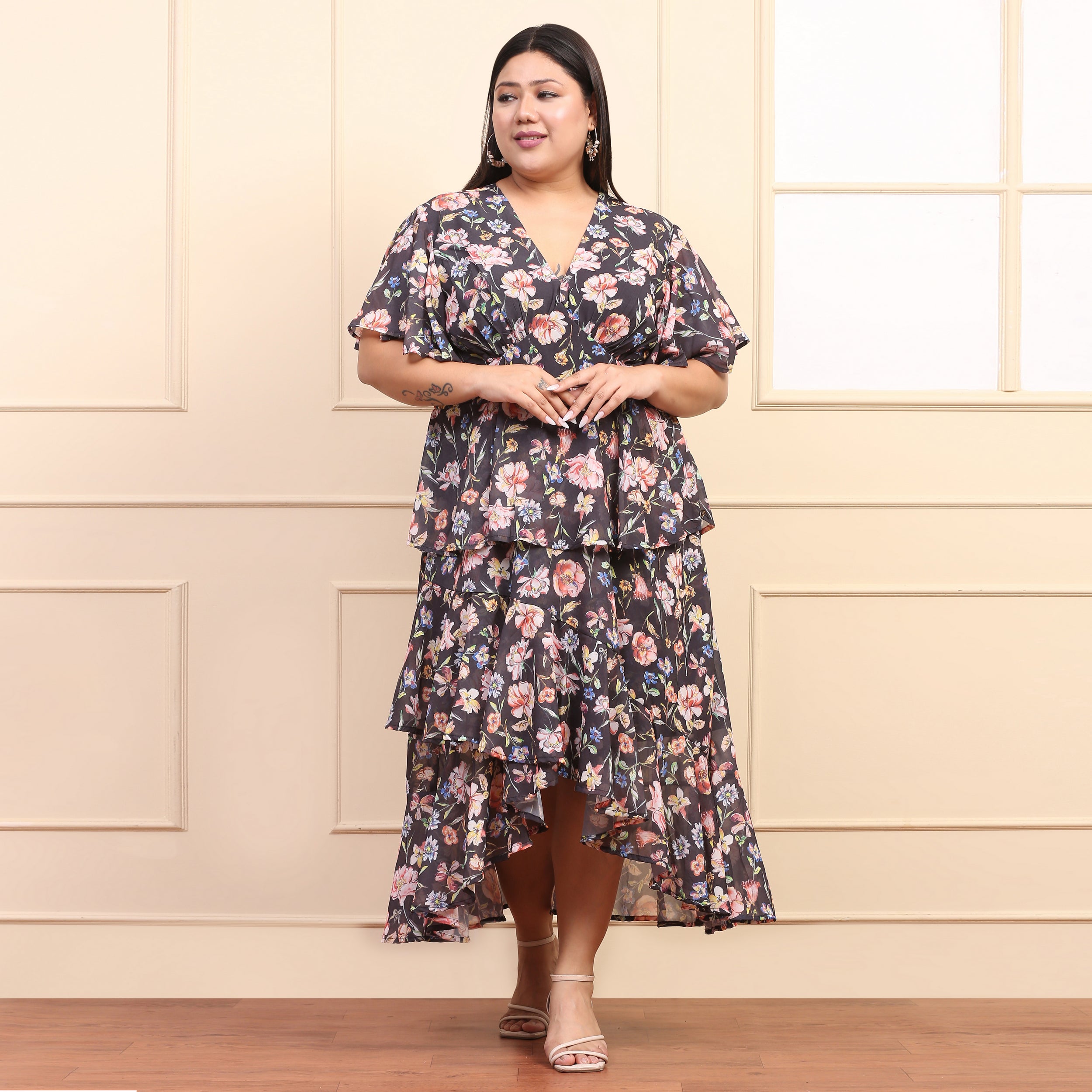 Aster Curve Black Floral Maxi Dress