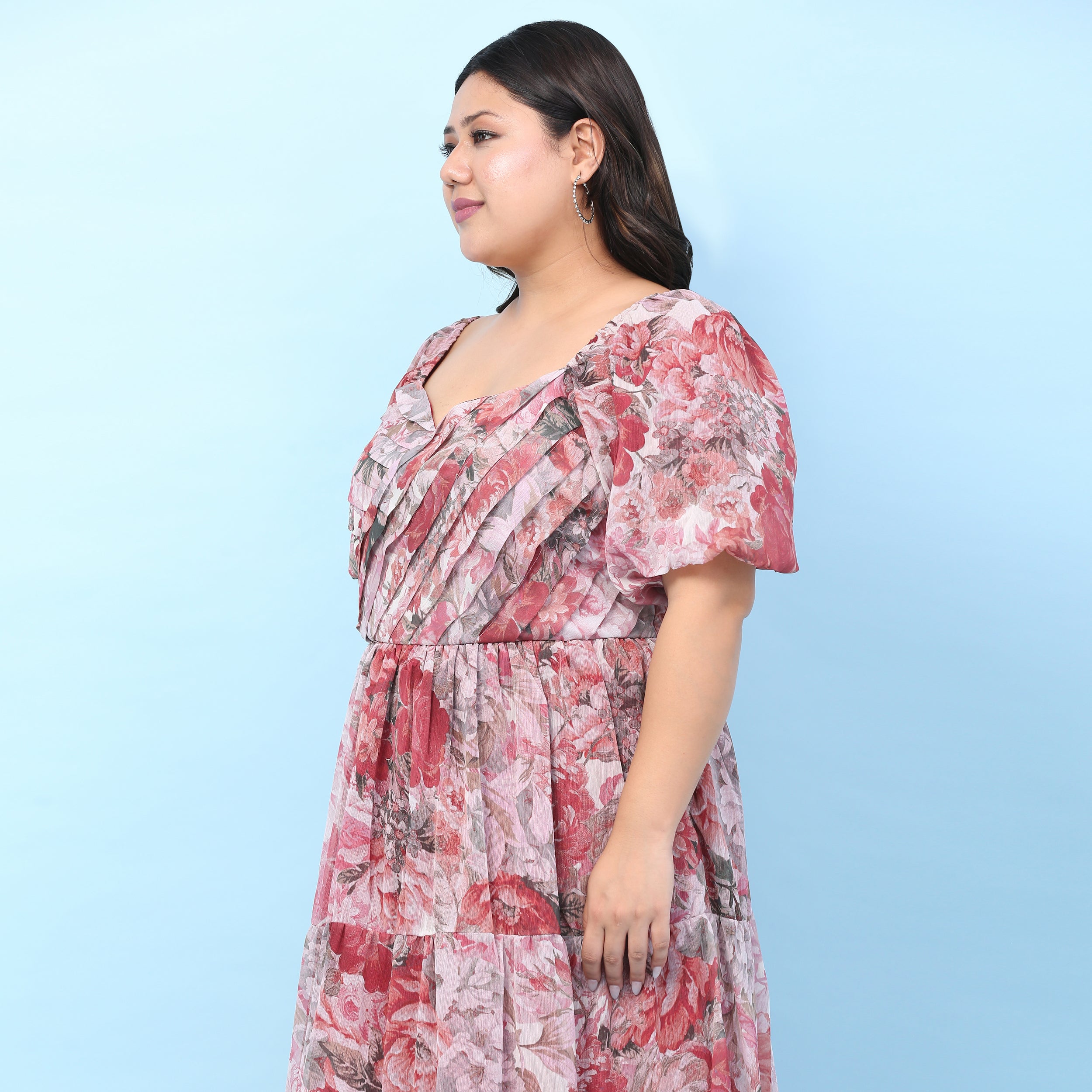 Yara Curve Multicolor Floral Maxi Dress